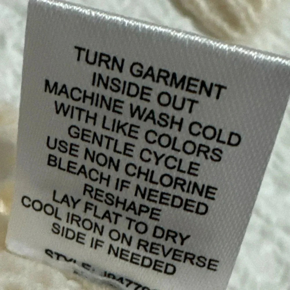 New LOVE ELLIE Metallic Stripe Crew Neck Sweater Beige Cream Womens Size 2XL - Picture 6 of 7